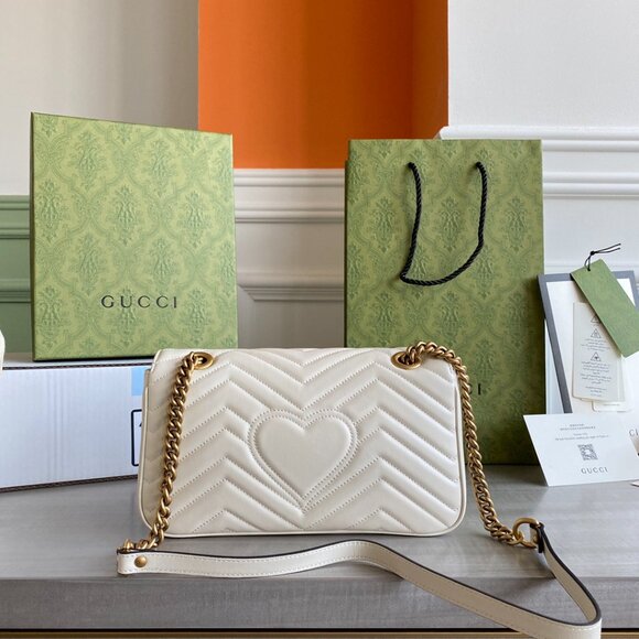 ✨Gucci GG Marmont Small Matelassé Shoulder Bag - Picture 2 of 7